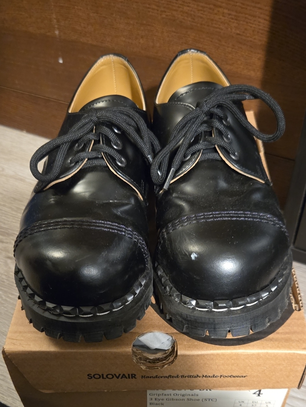 Solovair Gripfast Originals Black Hi-Shine 3-Eye Gibson Shoe 6 Womens.